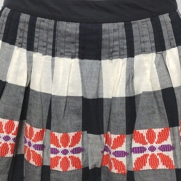 Floreat Anthropologie Floral Embroidered Plaid Skirt Do Si Do New US 4 Boho Chic - Picture 2 of 7